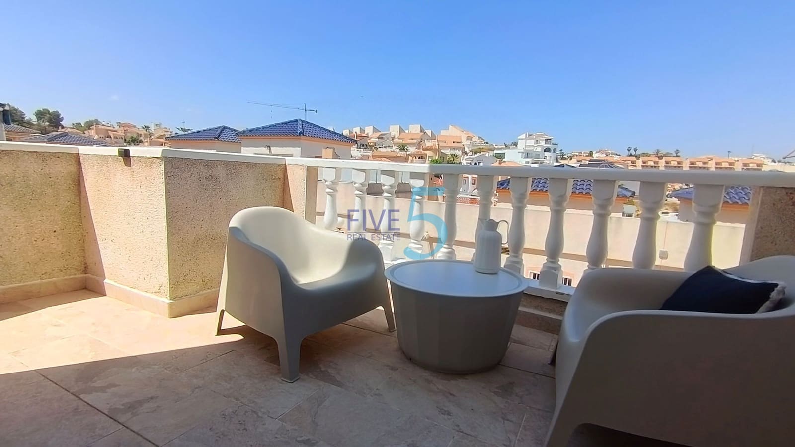 3 soveværelse Lejlighed til salg i Ciudad Quesada med swimmingpool - € 165.000 (Ref: 9989494)