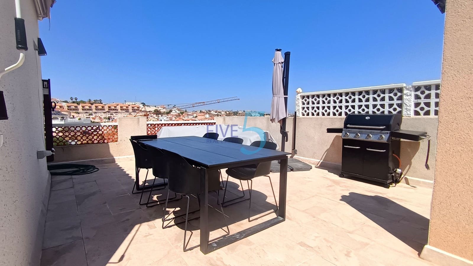 3 soveværelse Lejlighed til salg i Ciudad Quesada med swimmingpool - € 165.000 (Ref: 9989494)