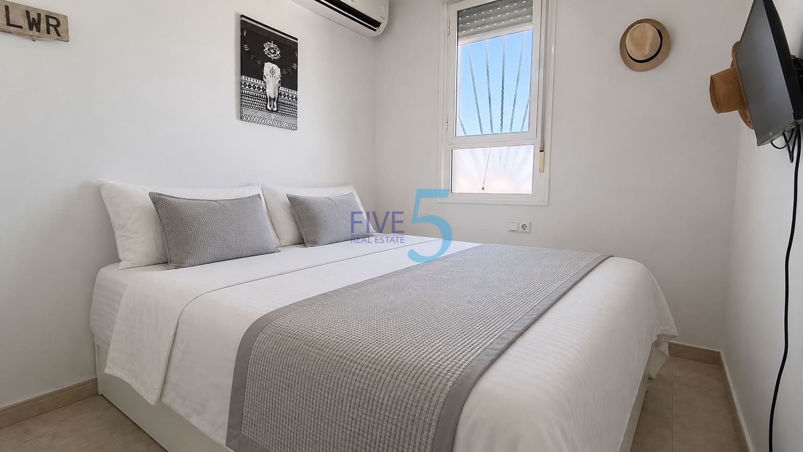 3 soveværelse Lejlighed til salg i Ciudad Quesada med swimmingpool - € 165.000 (Ref: 9989494)