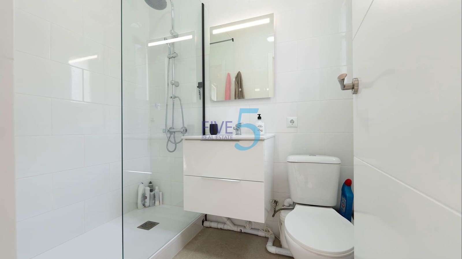3 makuuhuone Huoneisto myytävänä paikassa Ciudad Quesada mukana uima-altaan - 165 000 € (Ref: 9989494)