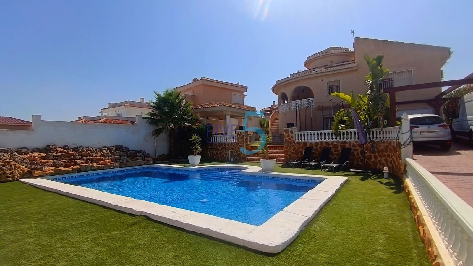 4 chambre Villa/Maison à vendre à Ciudad Quesada avec piscine garage - 569 000 € (Ref: 9994507)