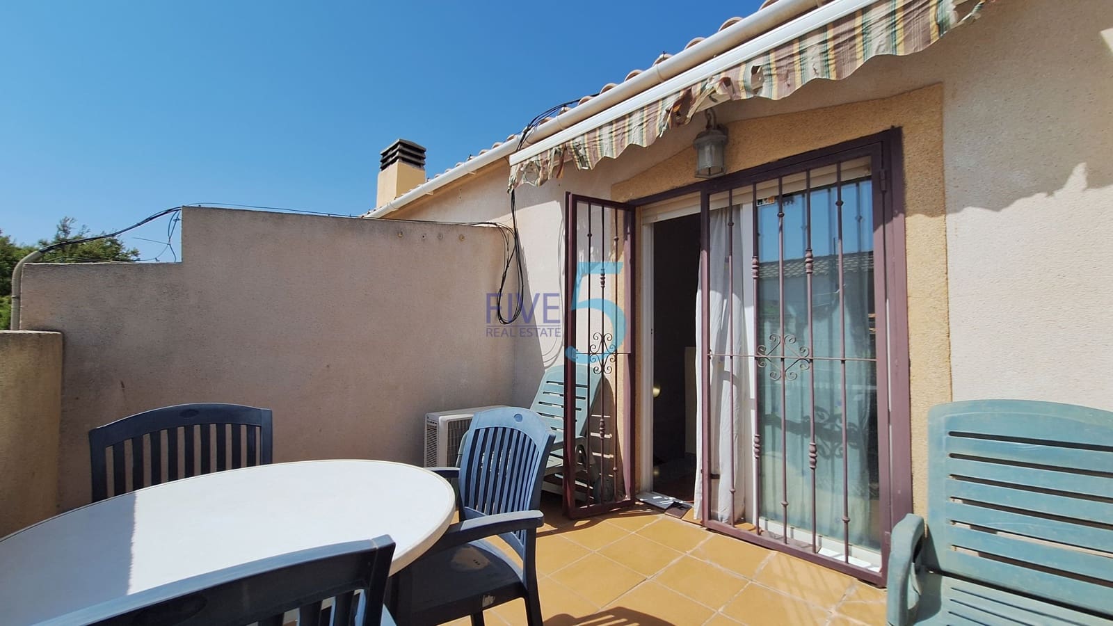 3 camera da letto Villetta Bifamiliare in vendita in Playa Flamenca con piscina garage - 169.900 € (Rif: 9994508)