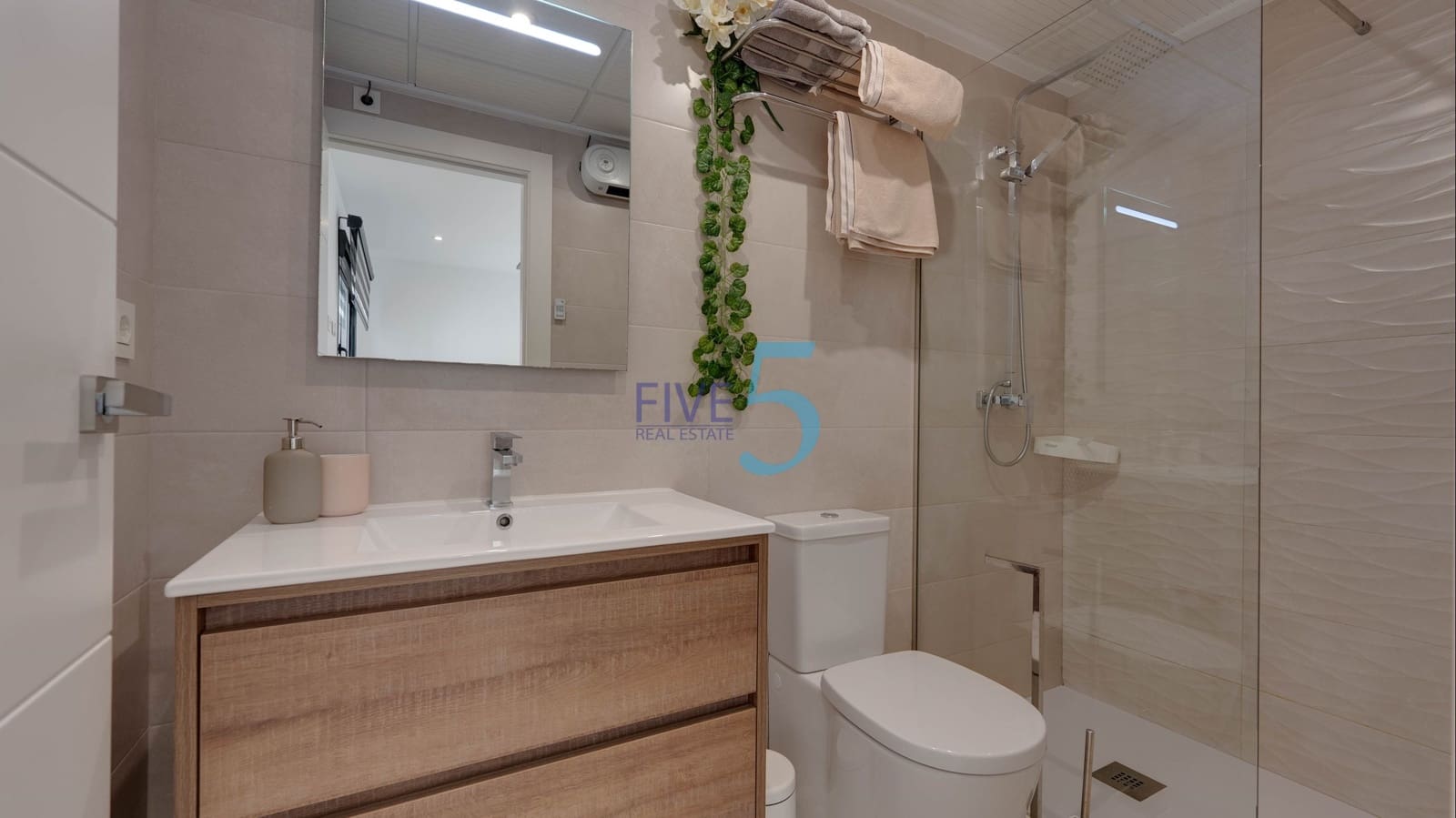2 sypialnia Apartament na sprzedaż w Lo Pagan z basenem garażem - 220 000 € (Ref: 9994509)