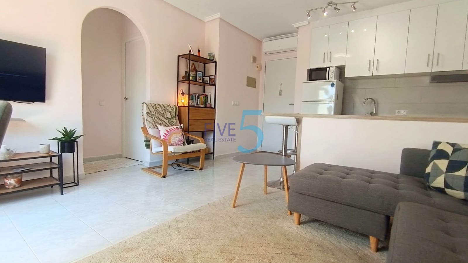 2 soveværelse Lejlighed til salg i Ciudad Quesada med swimmingpool garage - € 145.000 (Ref: 9994510)