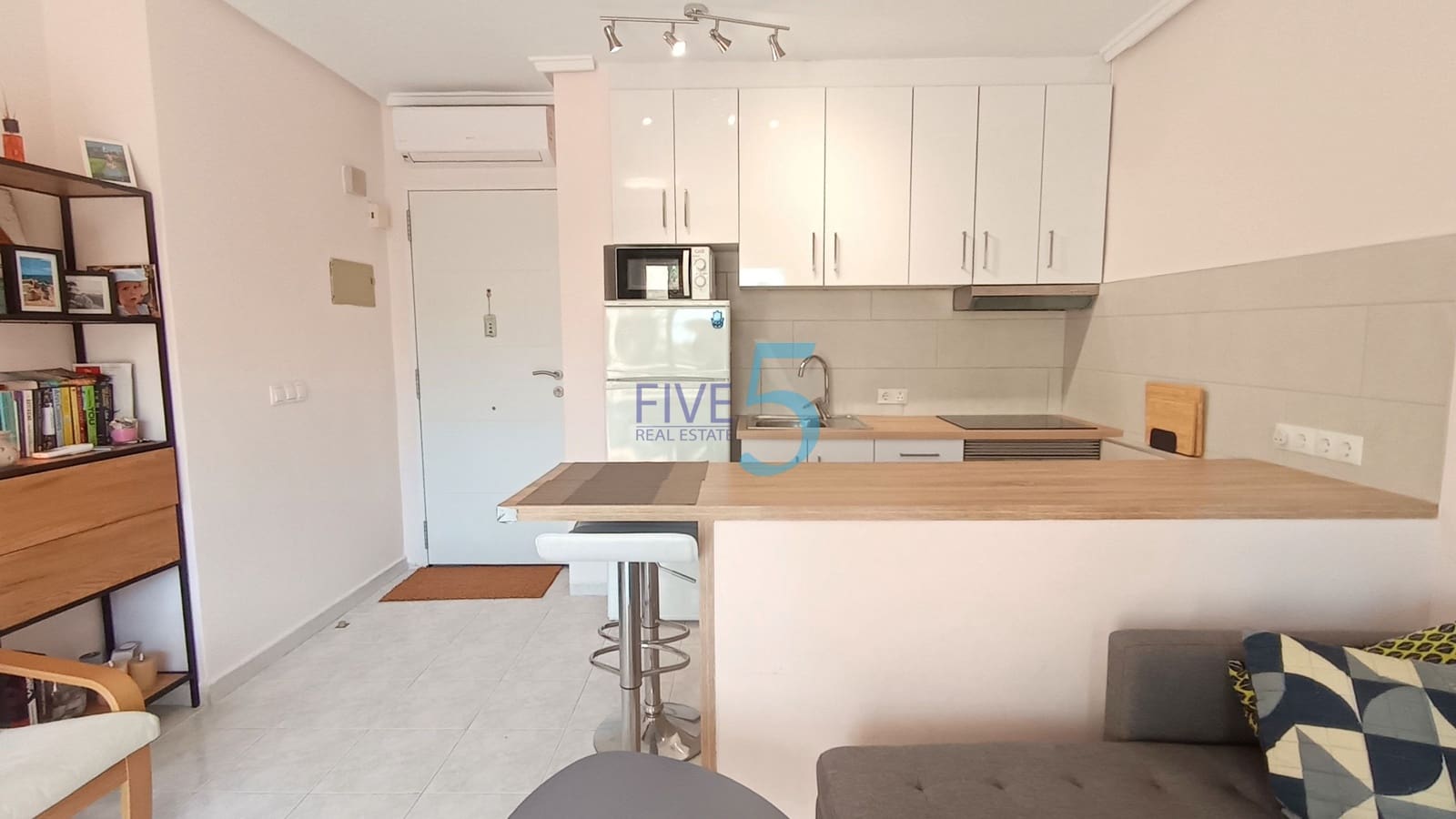 2 soveværelse Lejlighed til salg i Ciudad Quesada med swimmingpool garage - € 145.000 (Ref: 9994510)