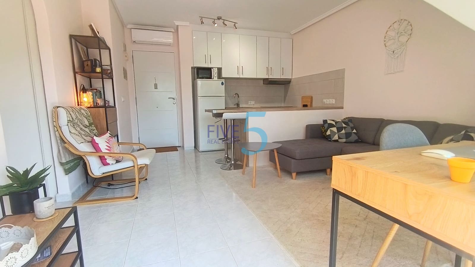2 soveværelse Lejlighed til salg i Ciudad Quesada med swimmingpool garage - € 145.000 (Ref: 9994510)