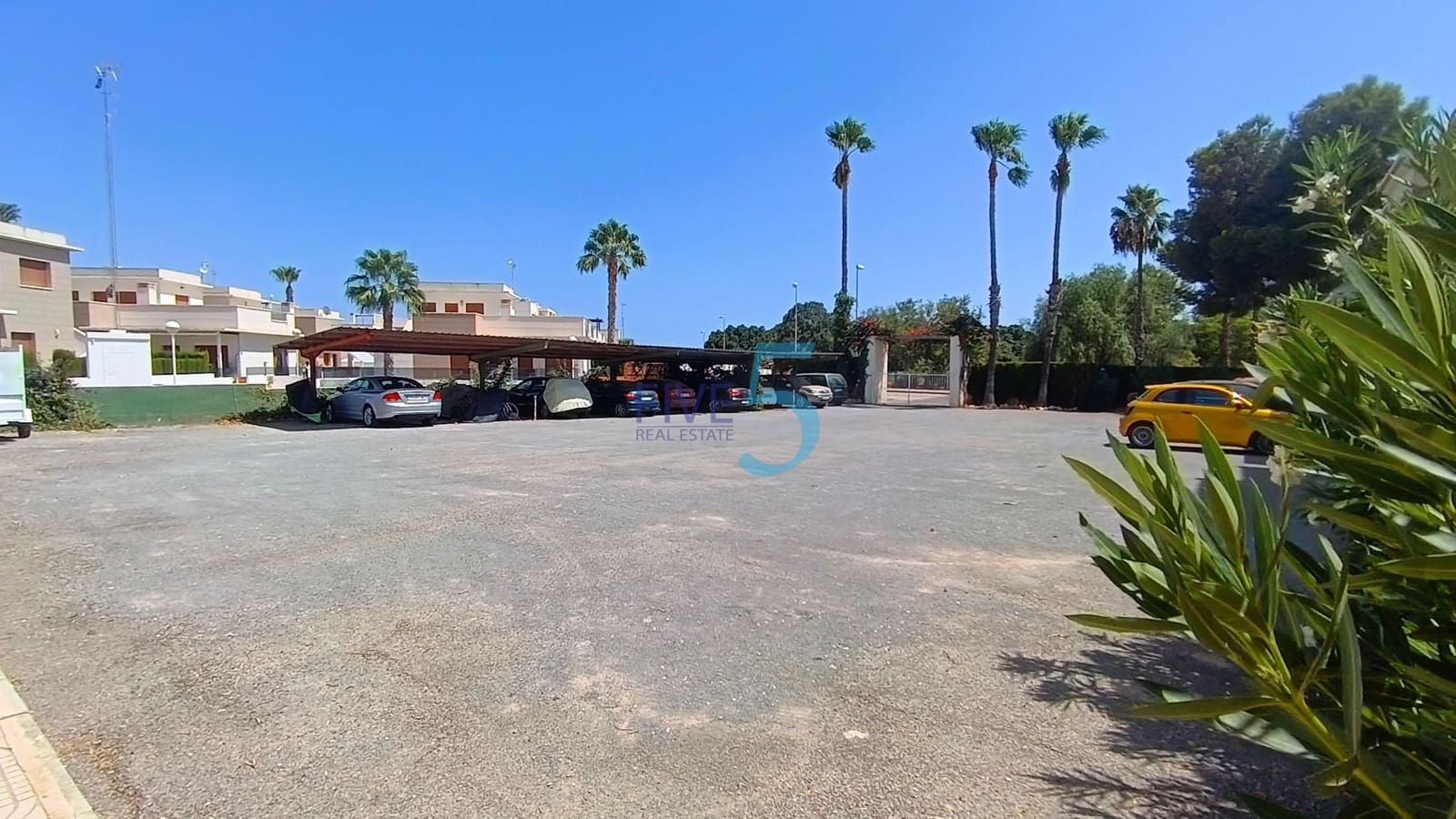 2 soveværelse Lejlighed til salg i Ciudad Quesada med swimmingpool garage - € 145.000 (Ref: 9994510)