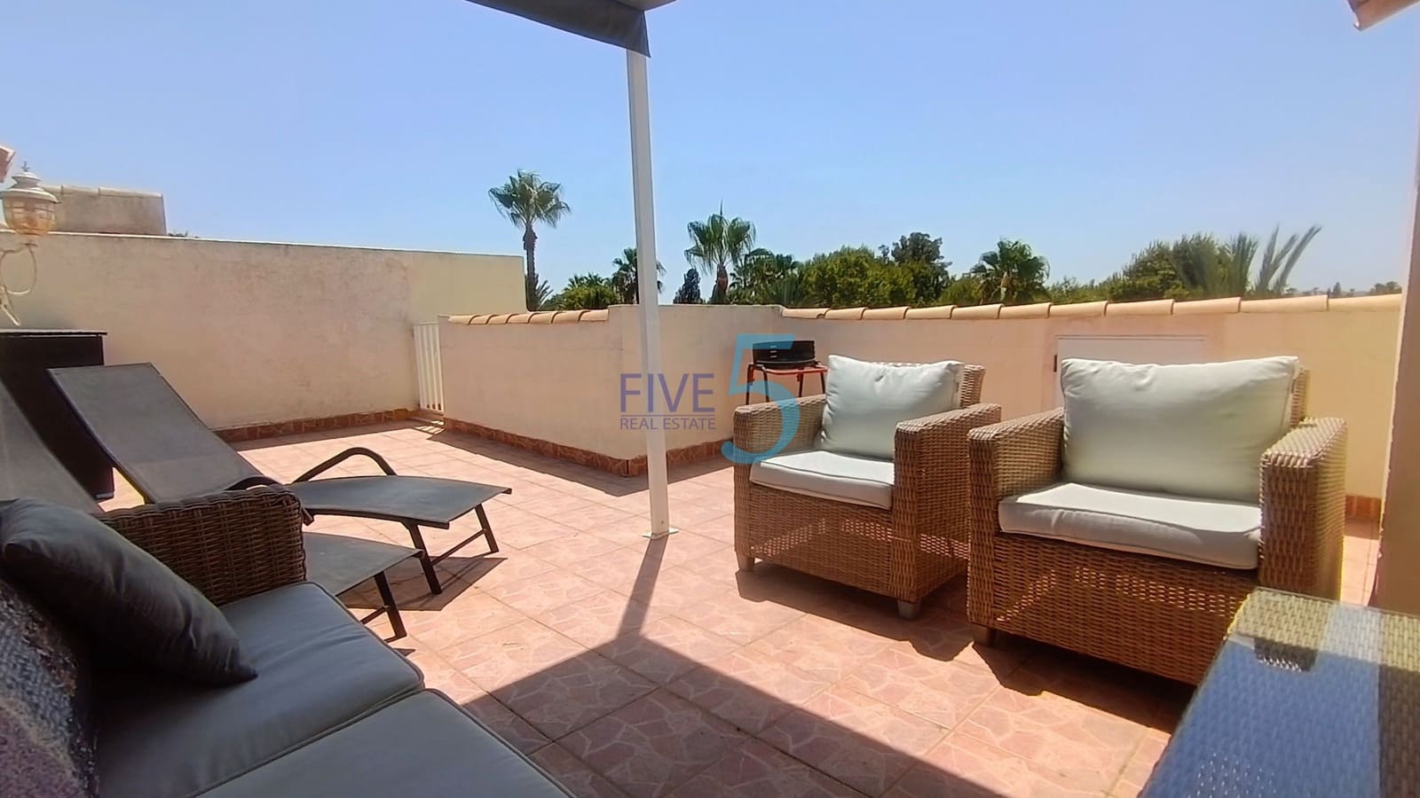 2 soveværelse Lejlighed til salg i Ciudad Quesada med swimmingpool garage - € 145.000 (Ref: 9994510)