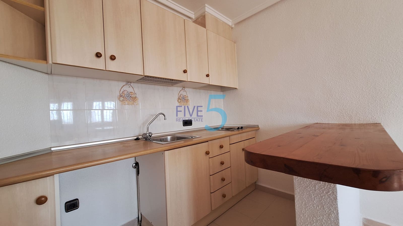 1 makuuhuone Bungalow myytävänä paikassa Ciudad Quesada mukana uima-altaan 
autotalli - 105 000 € (Ref: 9994511)