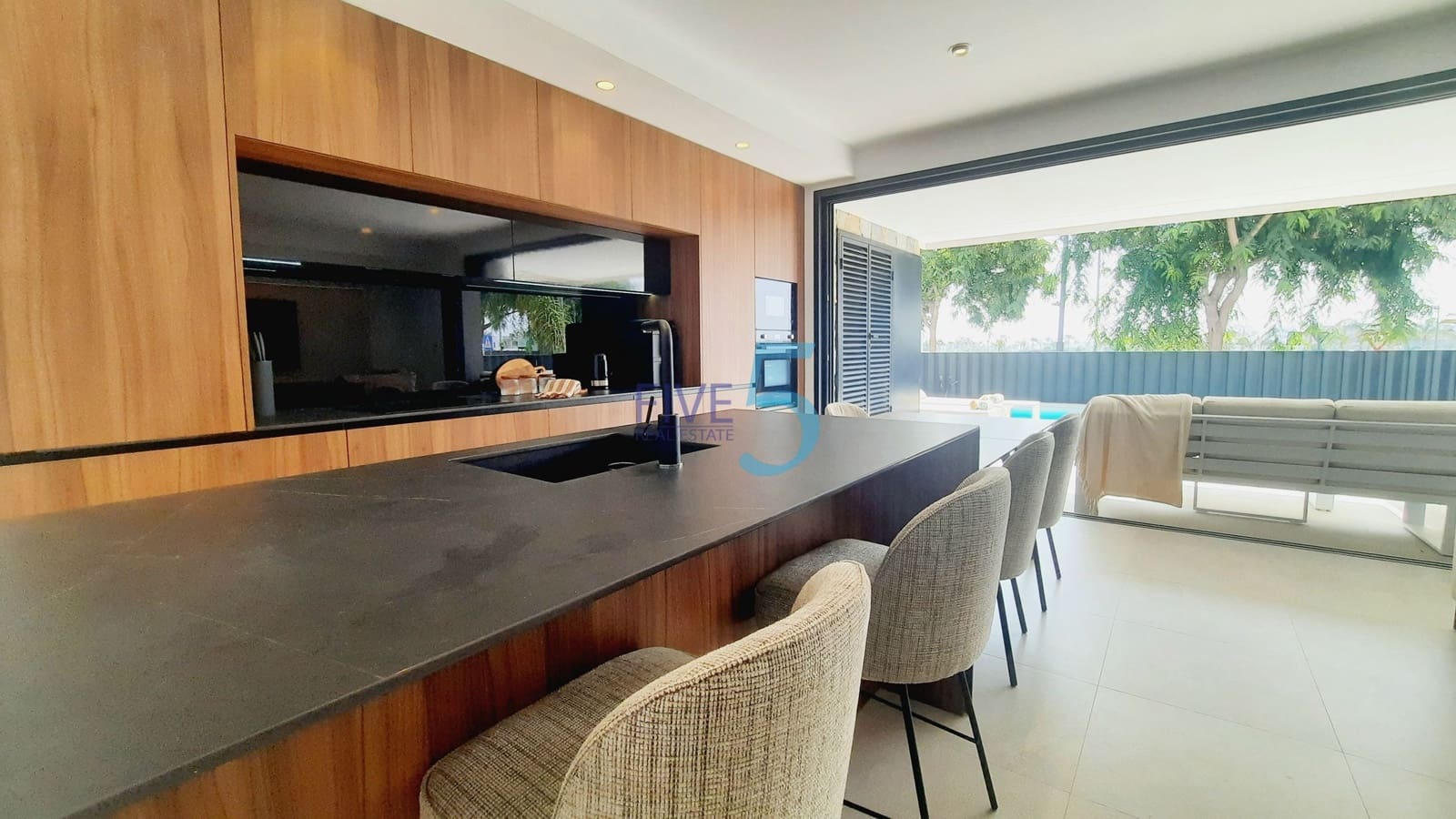 3 sypialnia Willa na sprzedaż w Torre-Pacheco z basenem garażem - 675 000 € (Ref: 9996392)