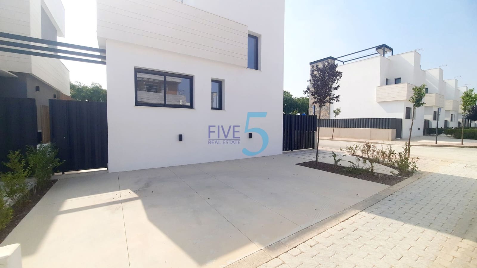 3 sypialnia Willa na sprzedaż w Torre-Pacheco z basenem garażem - 675 000 € (Ref: 9996392)