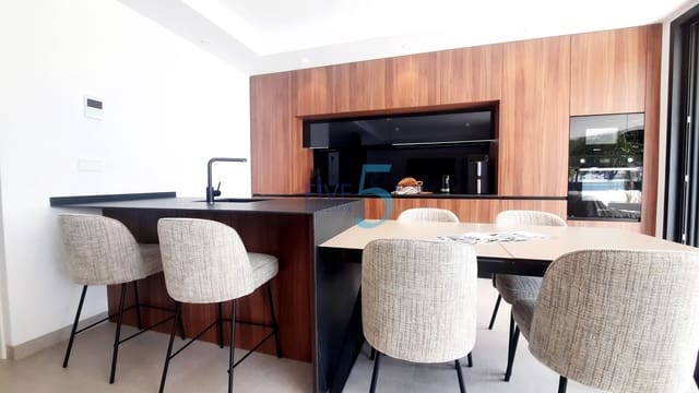 3 sypialnia Willa na sprzedaż w Torre-Pacheco z basenem garażem - 675 000 € (Ref: 9996392)