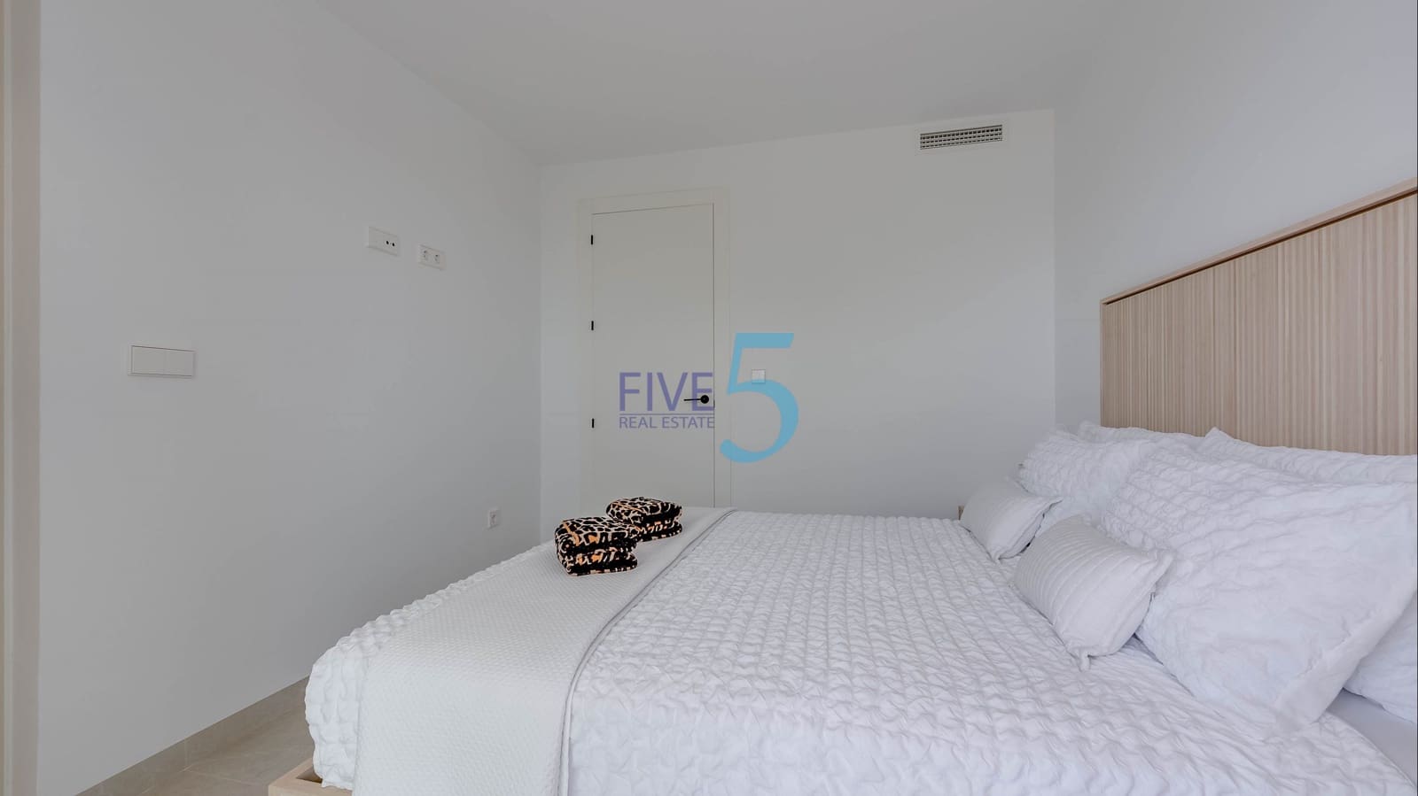 3 Zimmer Villa zu verkaufen in Torre-Pacheco mit Pool Garage - 675.000 € (Ref: 9996392)