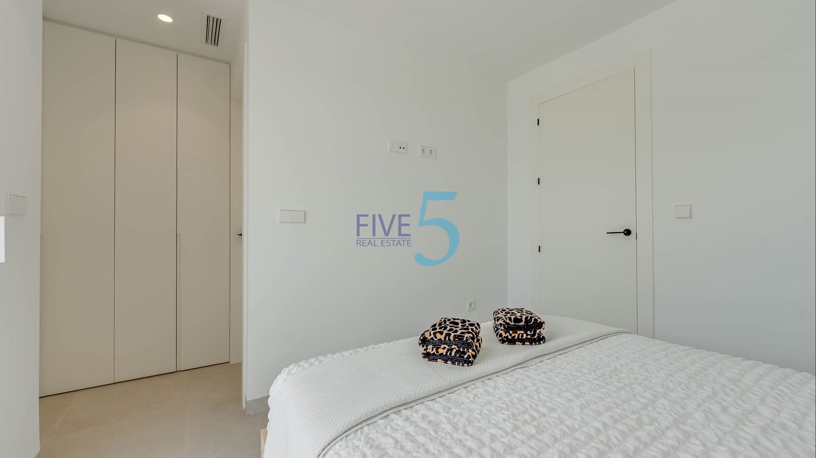 3 Zimmer Villa zu verkaufen in Torre-Pacheco mit Pool Garage - 675.000 € (Ref: 9996392)