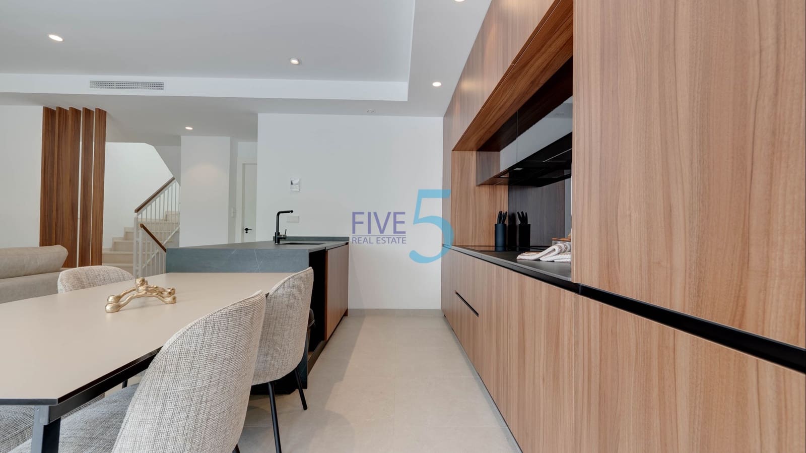 3 Zimmer Villa zu verkaufen in Torre-Pacheco mit Pool Garage - 675.000 € (Ref: 9996392)