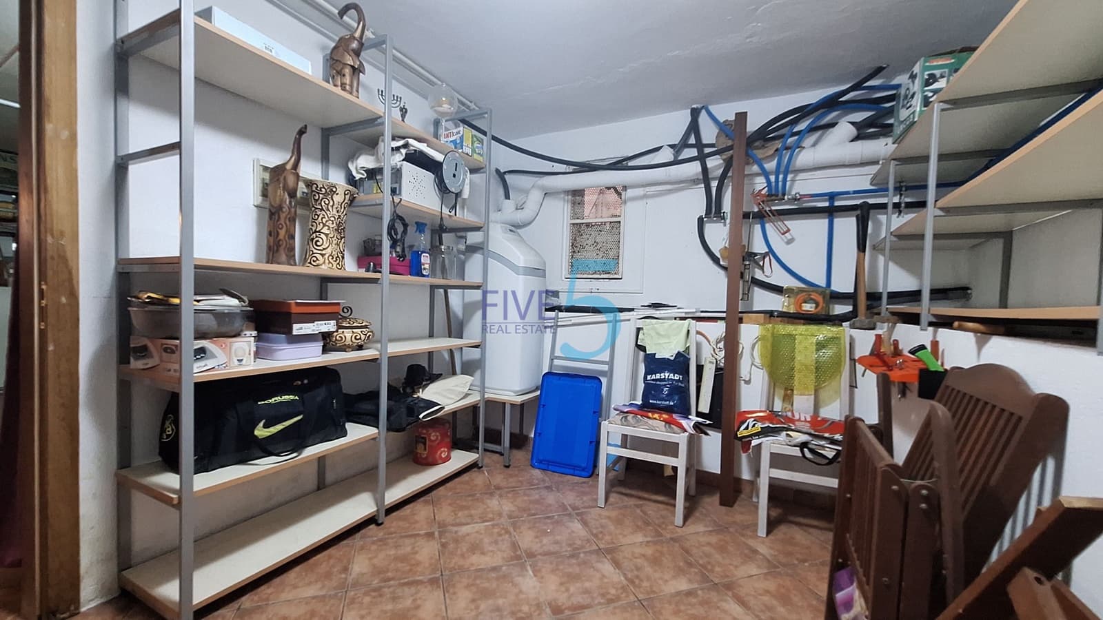 4 soveværelse Villa til salg i Torrevieja med swimmingpool garage - € 390.000 (Ref: 9996491)