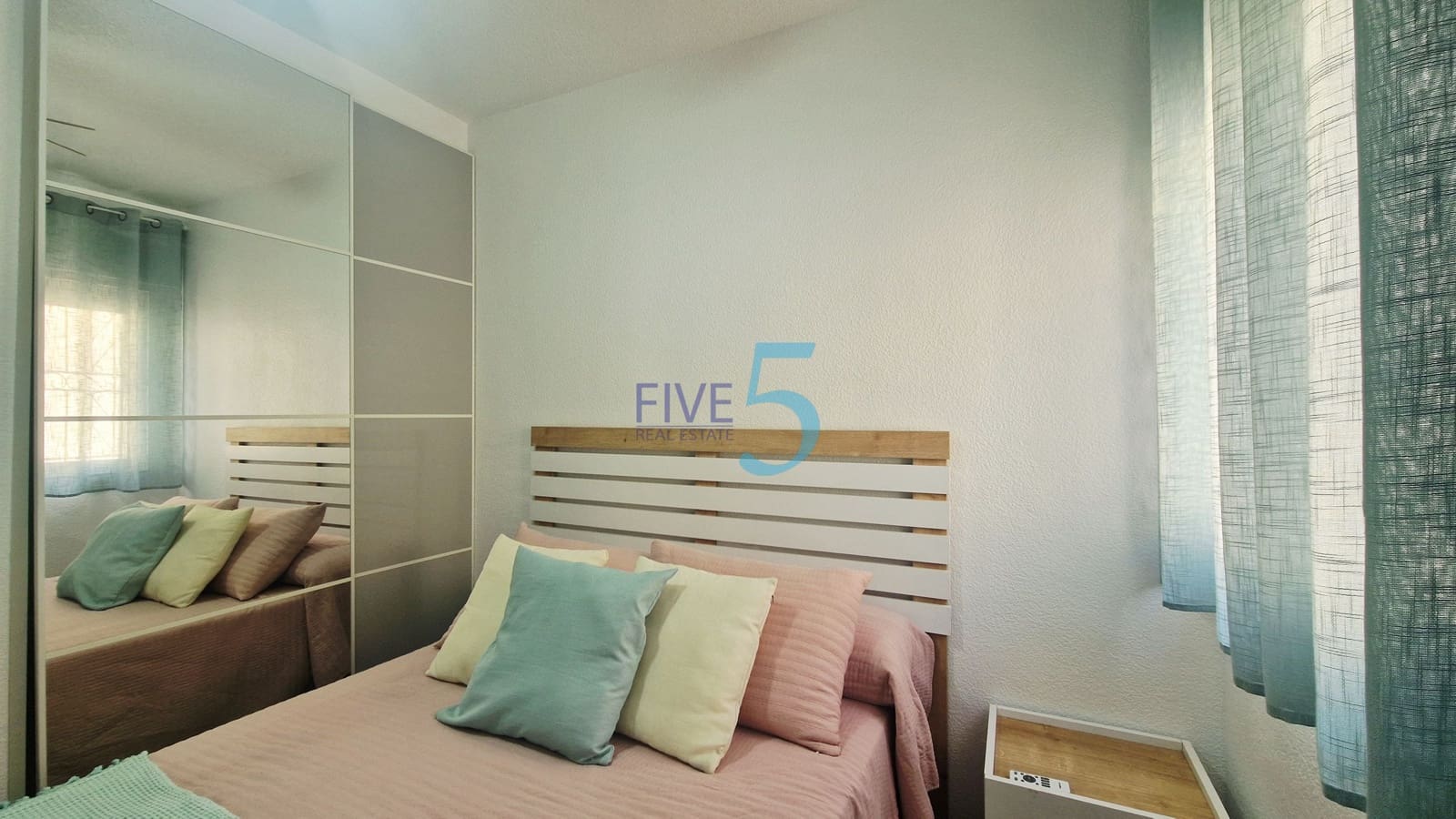 2 Zimmer Bungalow zu verkaufen in Los Alcazares mit Garage - 139.999 € (Ref: 9997531)