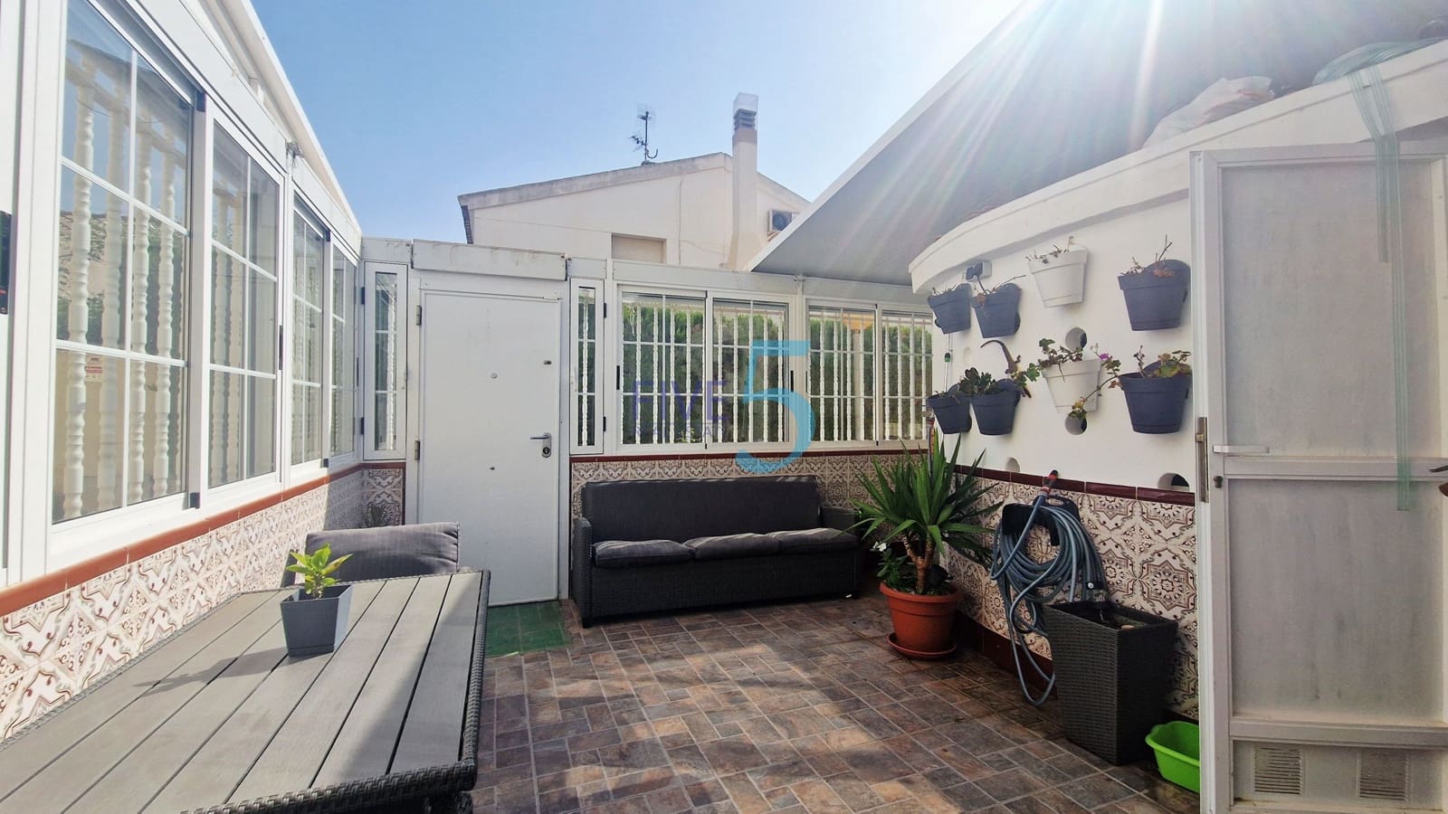 2 Zimmer Bungalow zu verkaufen in Los Alcazares mit Garage - 139.999 € (Ref: 9997531)