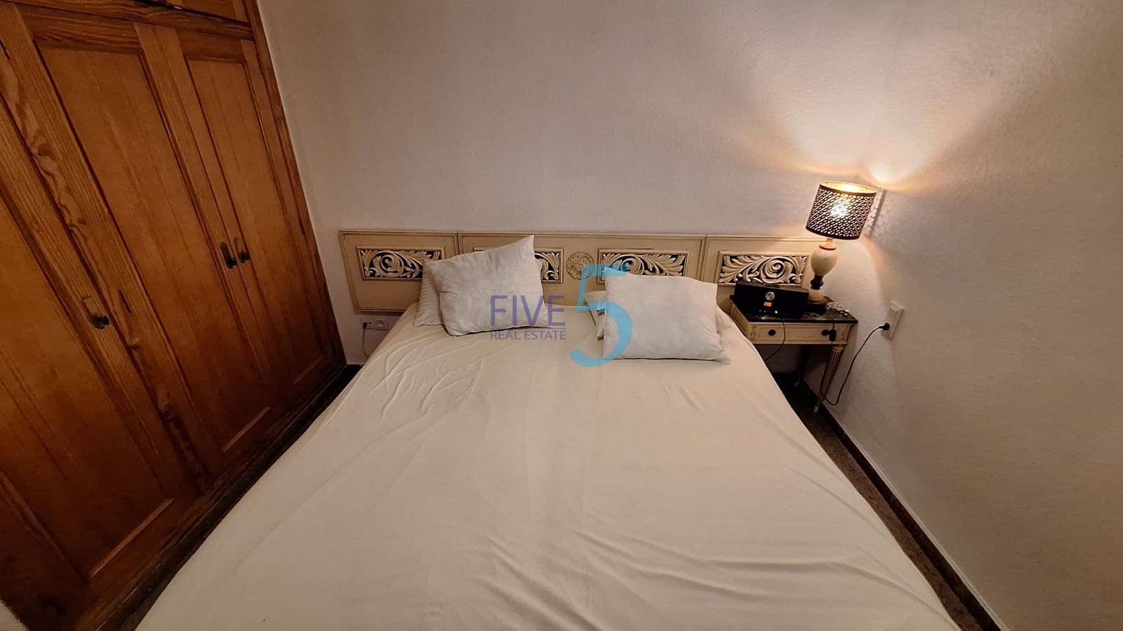 2 bedroom Apartment for sale in Torrevieja - € 180,000 (Ref: 9997896)