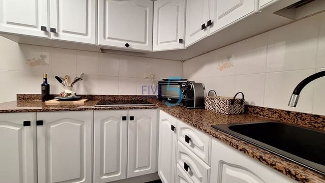 2 bedroom Apartment for sale in Torrevieja - € 180,000 (Ref: 9997896)