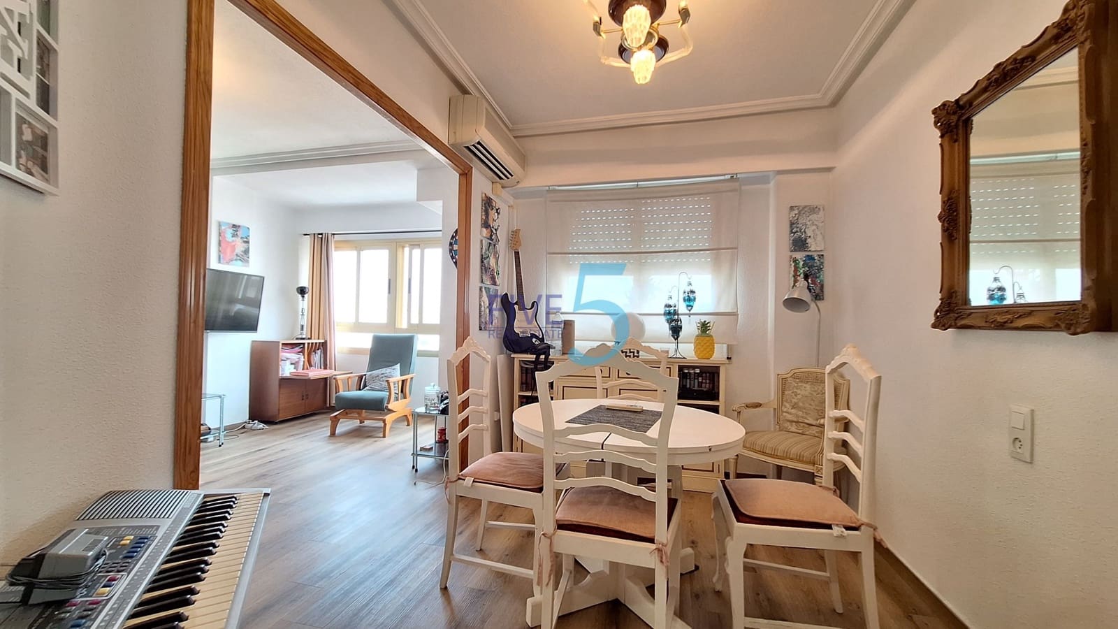2 bedroom Apartment for sale in Torrevieja - € 180,000 (Ref: 9997896)