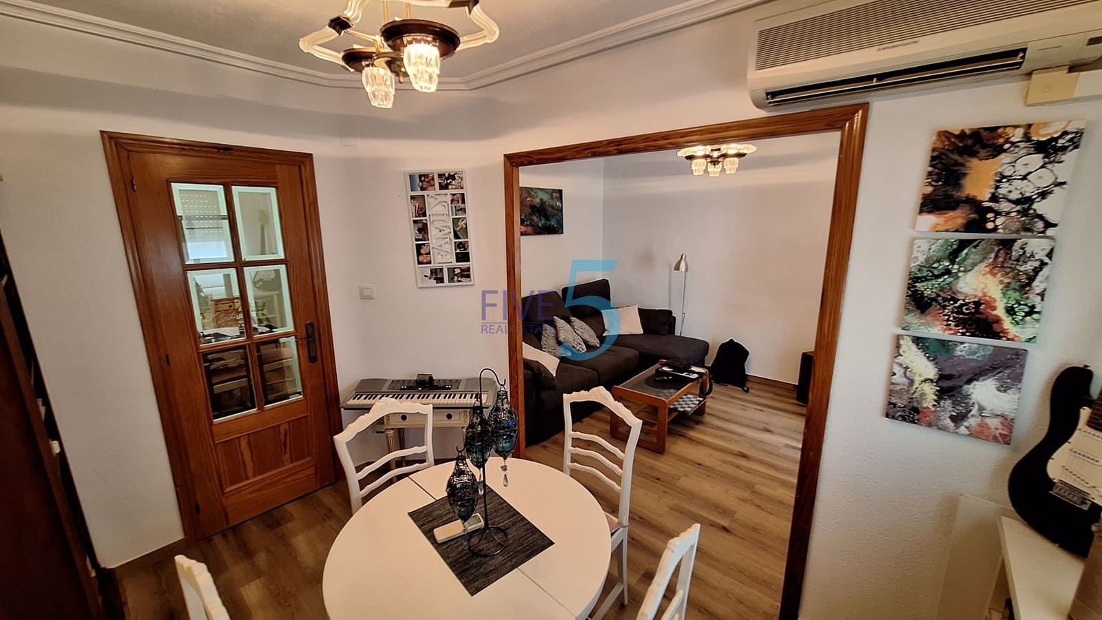 2 bedroom Apartment for sale in Torrevieja - € 180,000 (Ref: 9997896)