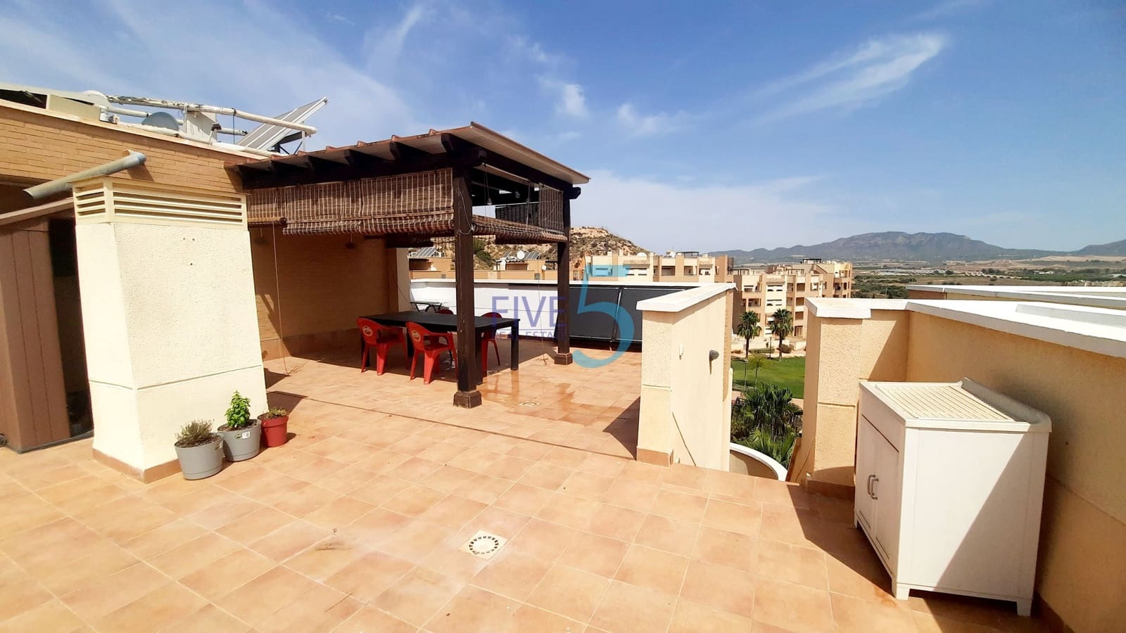 3 sypialnia Penthouse na sprzedaż w La Tercia z basenem garażem - 155 000 € (Ref: 9997897)