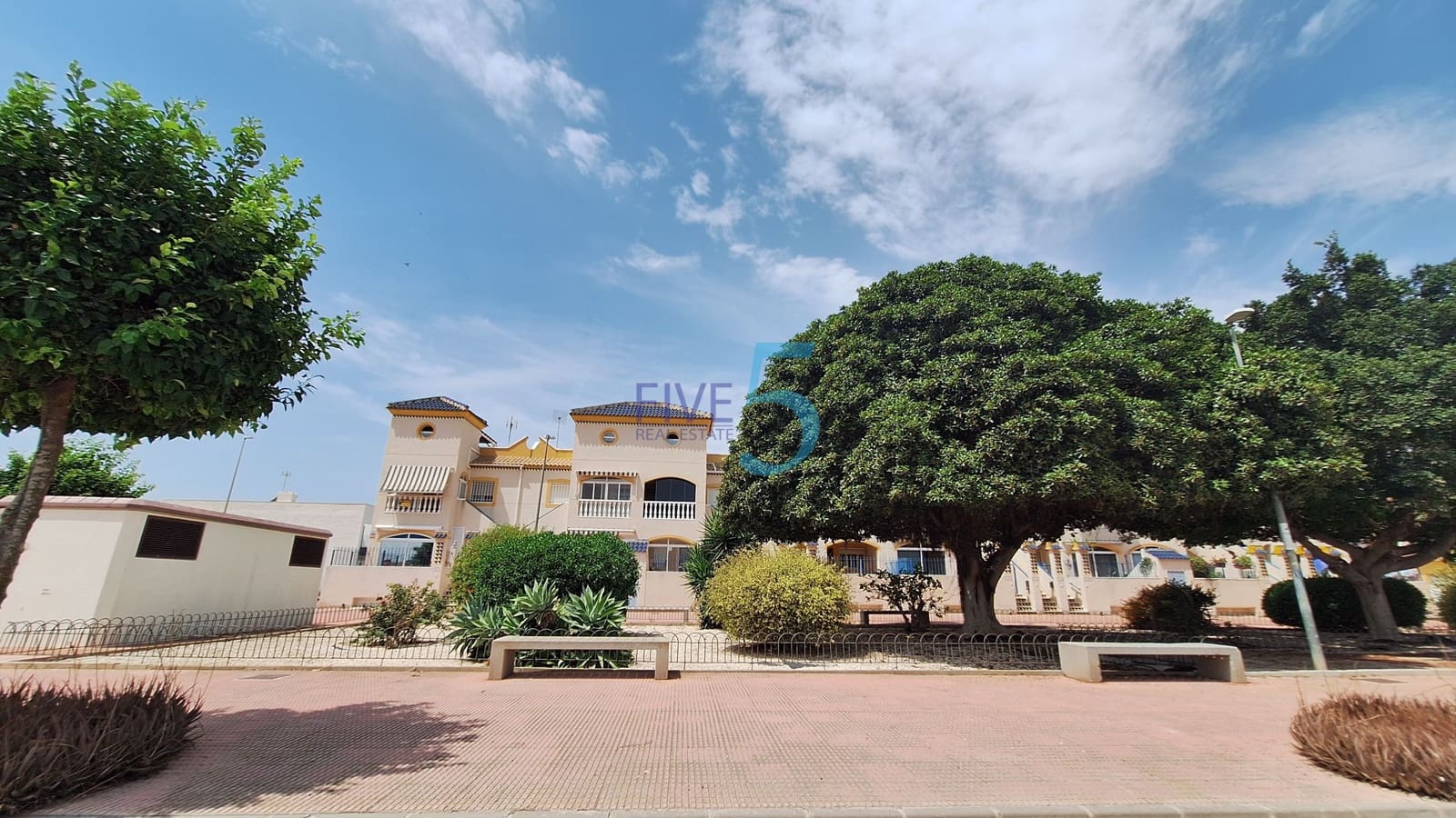 2 soverom Leilighet til salgs i San Fulgencio med garasje - € 138 000 (Ref: 9997898)