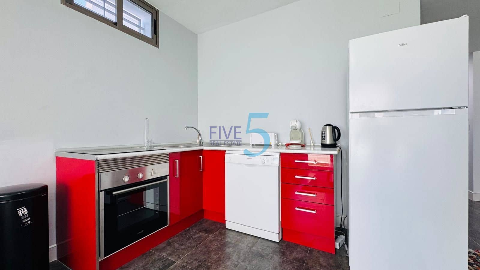 3 soverom Villa til salgs i Villamartin med svømmebasseng garasje - € 575 000 (Ref: 9999065)