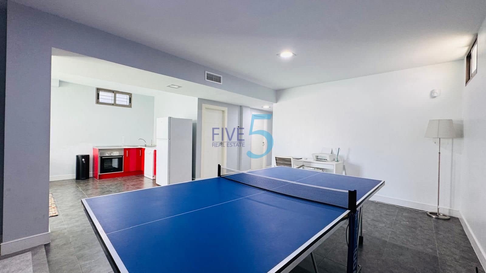 3 soverom Villa til salgs i Villamartin med svømmebasseng garasje - € 575 000 (Ref: 9999065)
