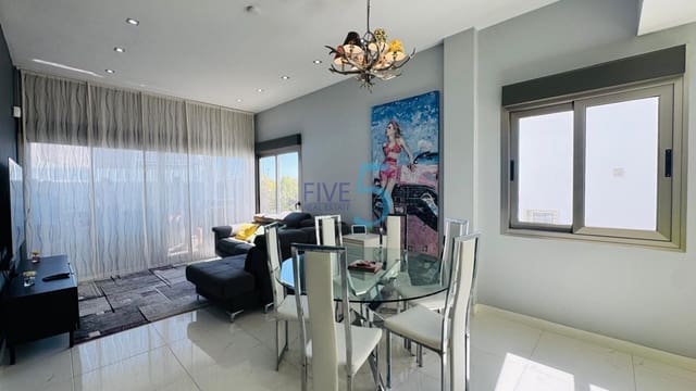 3 soverom Villa til salgs i Villamartin, Orihuela med svømmebasseng garasje - € 575 000 (Ref: 9999065)
