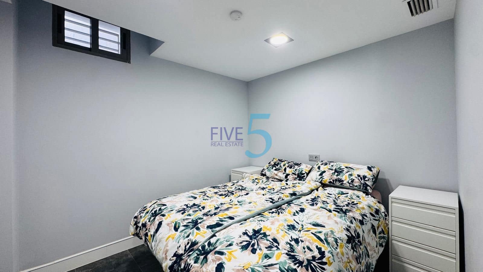 3 soverom Villa til salgs i Villamartin med svømmebasseng garasje - € 575 000 (Ref: 9999065)