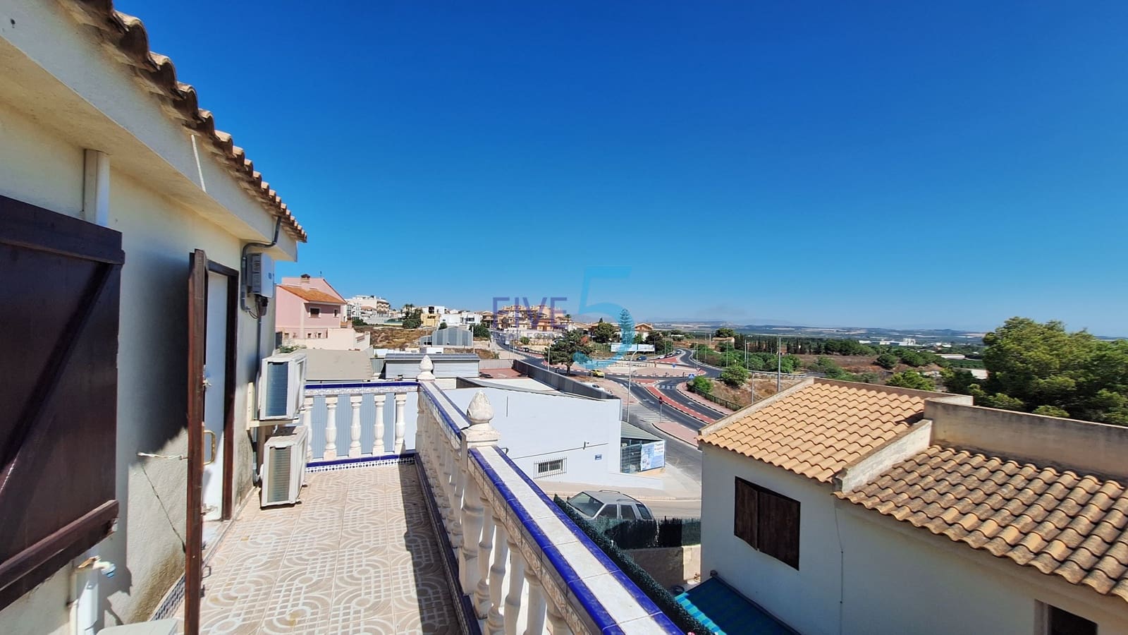 2 soveværelse Semi-Rækkehus til salg i San Miguel de Salinas med swimmingpool garage - € 209.000 (Ref: 9999066)