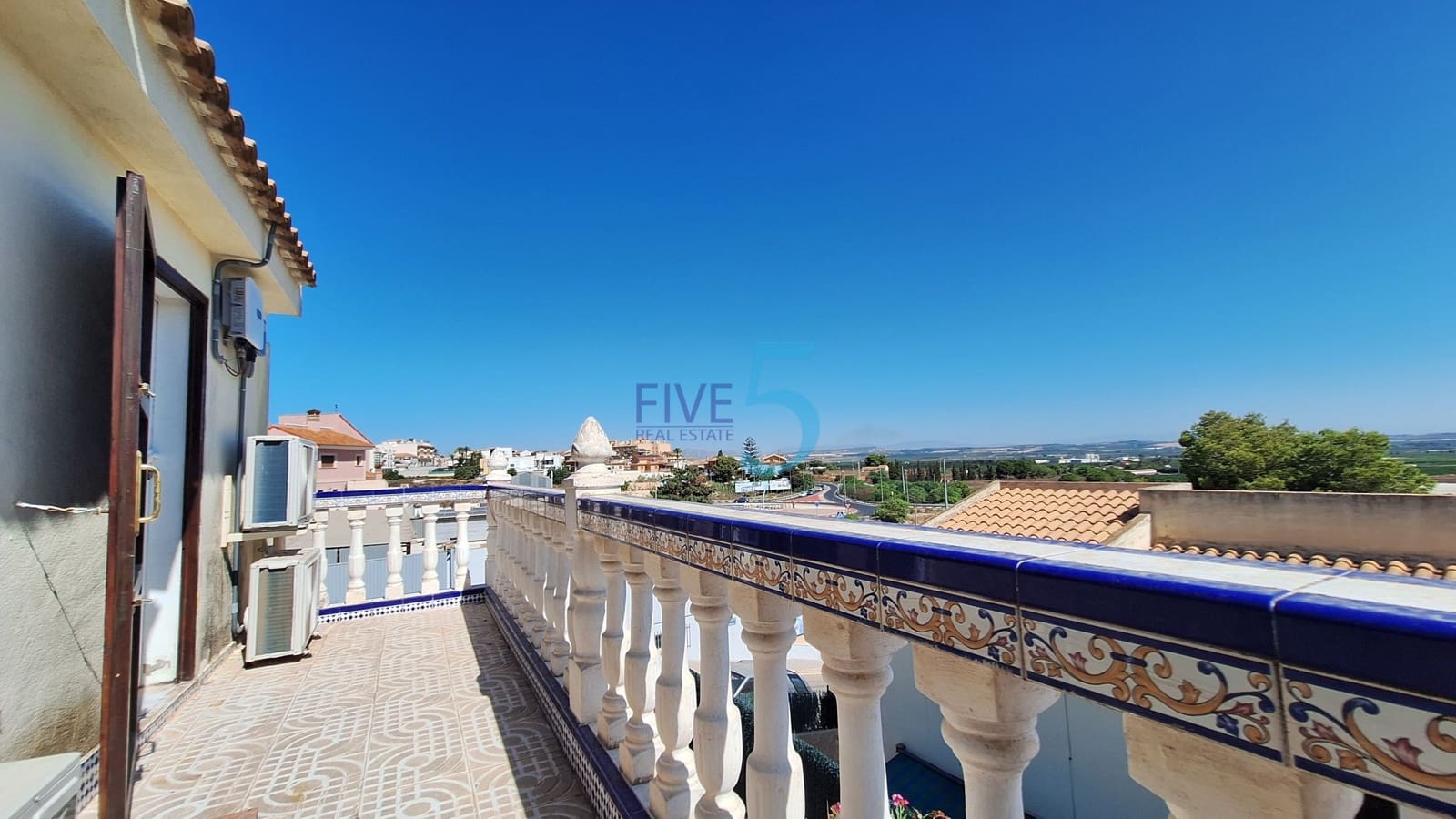 2 soveværelse Semi-Rækkehus til salg i San Miguel de Salinas med swimmingpool garage - € 209.000 (Ref: 9999066)