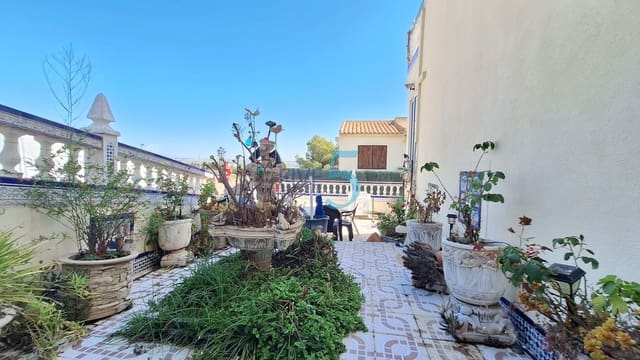 Pareado de 2 habitaciones en San Miguel de Salinas en venta con piscina garaje - 209.000 € (Ref: 9999066)