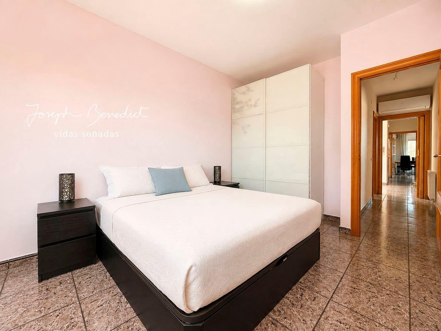 4 Zimmer Villa zu verkaufen in Sant Vicenc dels Horts mit Garage - 520.000 € (Ref: 10048735)