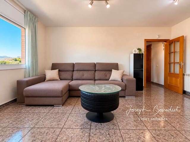 4 Zimmer Villa zu verkaufen in Sant Vicenç dels Horts mit Garage - 520.000 € (Ref: 10048735)