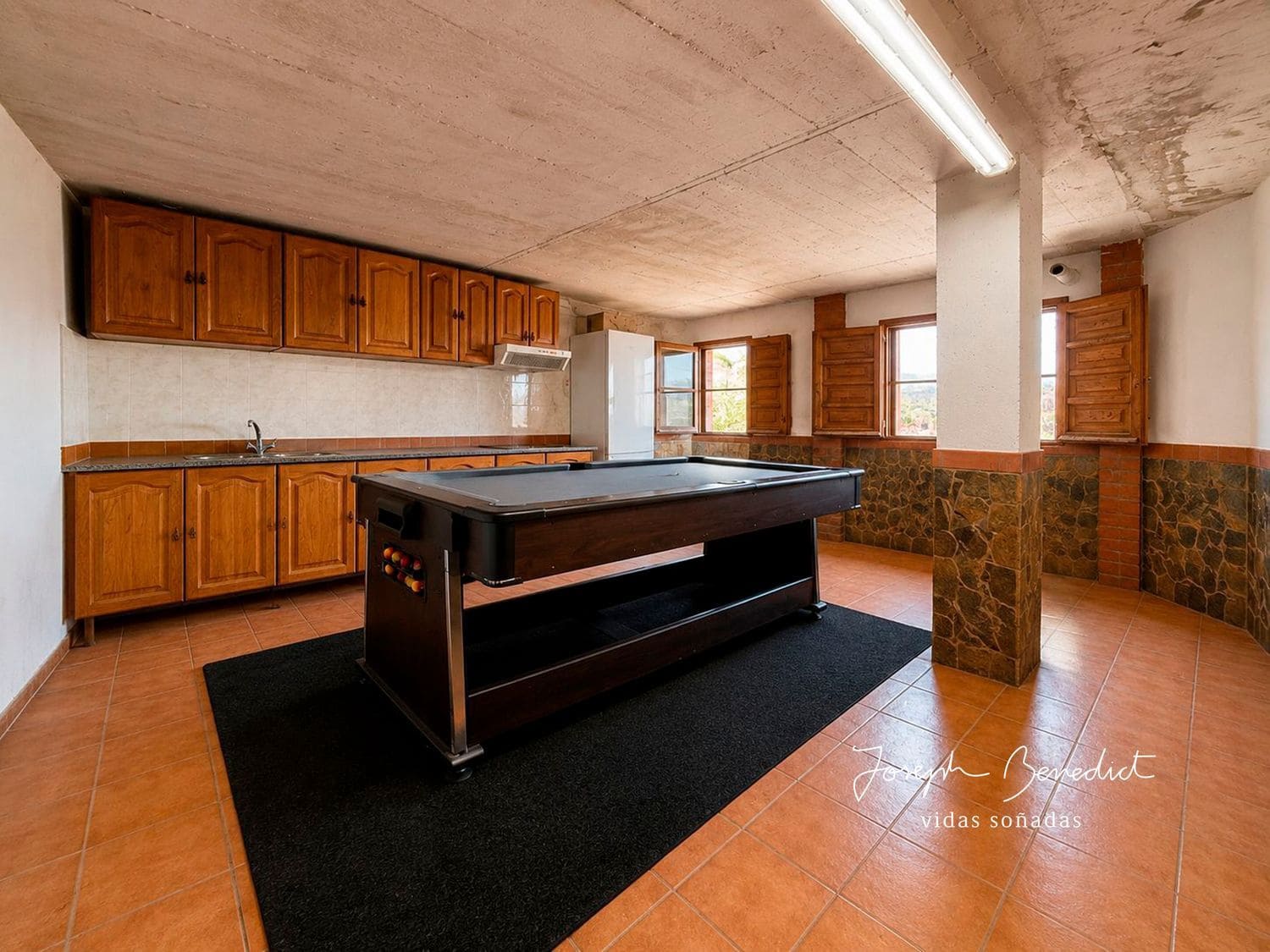 4 Zimmer Villa zu verkaufen in Sant Vicenc dels Horts mit Garage - 520.000 € (Ref: 10048735)