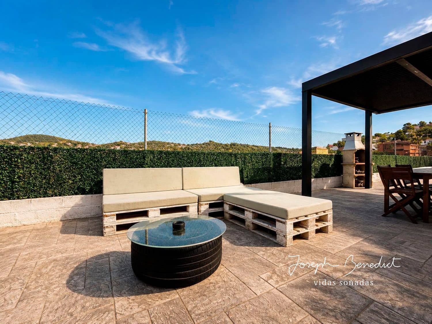 4 Zimmer Villa zu verkaufen in Sant Vicenc dels Horts mit Garage - 520.000 € (Ref: 10048735)