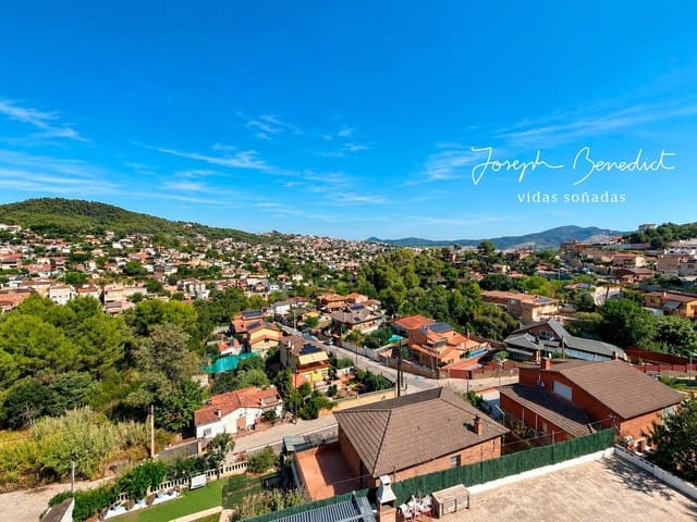 4 Zimmer Villa zu verkaufen in Sant Vicenç dels Horts mit Garage - 520.000 € (Ref: 10048735)