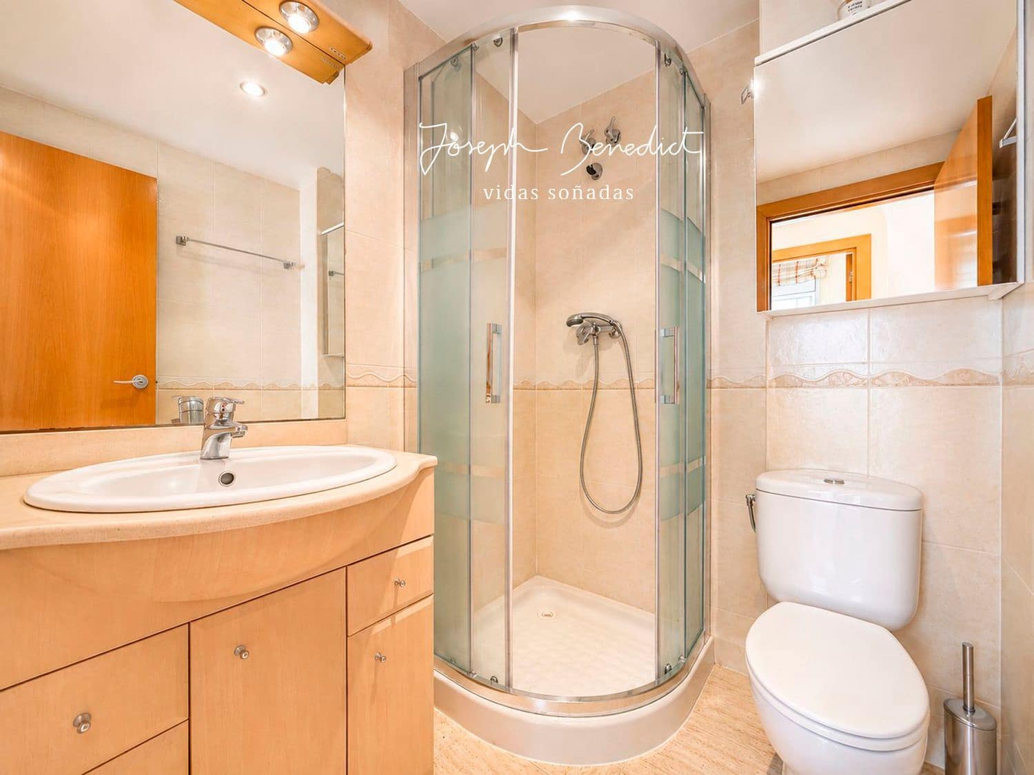 Casa de 4 habitaciones en Cunit en venta con piscina garaje - 420.000 € (Ref: 10061268)