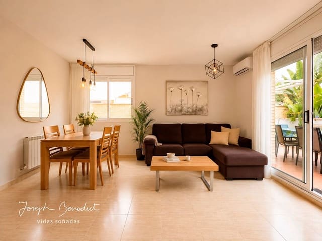 Casa de 4 habitaciones en Cunit en venta con piscina garaje - 420.000 € (Ref: 10061268)