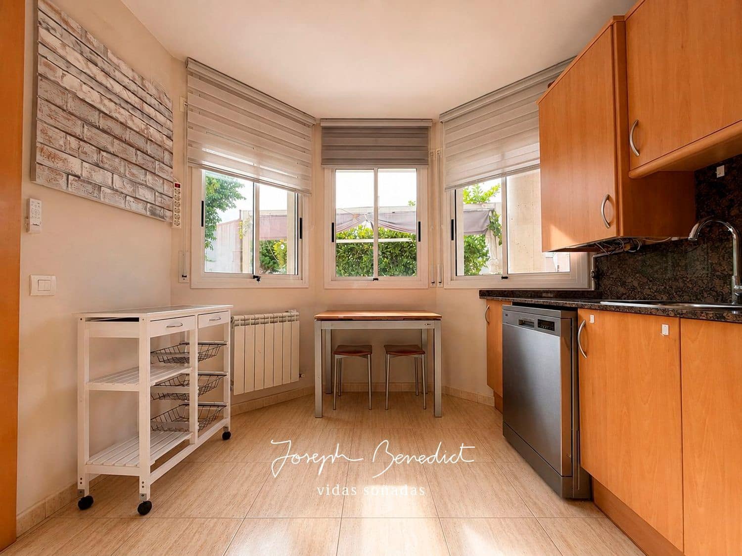 Casa de 4 habitaciones en Cunit en venta con piscina garaje - 420.000 € (Ref: 10061268)