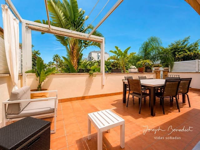 Casa de 4 habitaciones en Cunit en venta con piscina garaje - 420.000 € (Ref: 10061268)