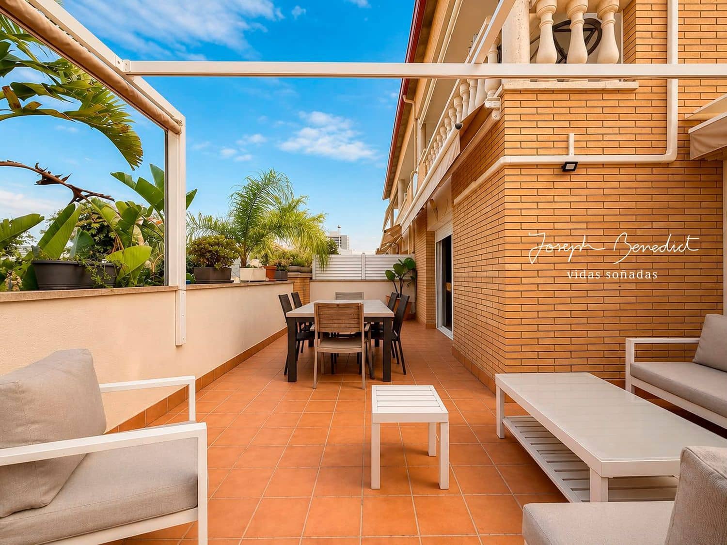 Casa de 4 habitaciones en Cunit en venta con piscina garaje - 420.000 € (Ref: 10061268)