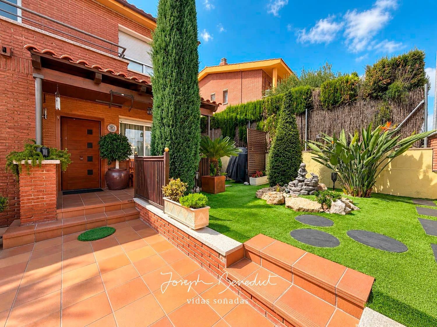 Chalet de 5 habitaciones en Corbera de Llobregat en venta con piscina garaje - 690.000 € (Ref: 10127598)