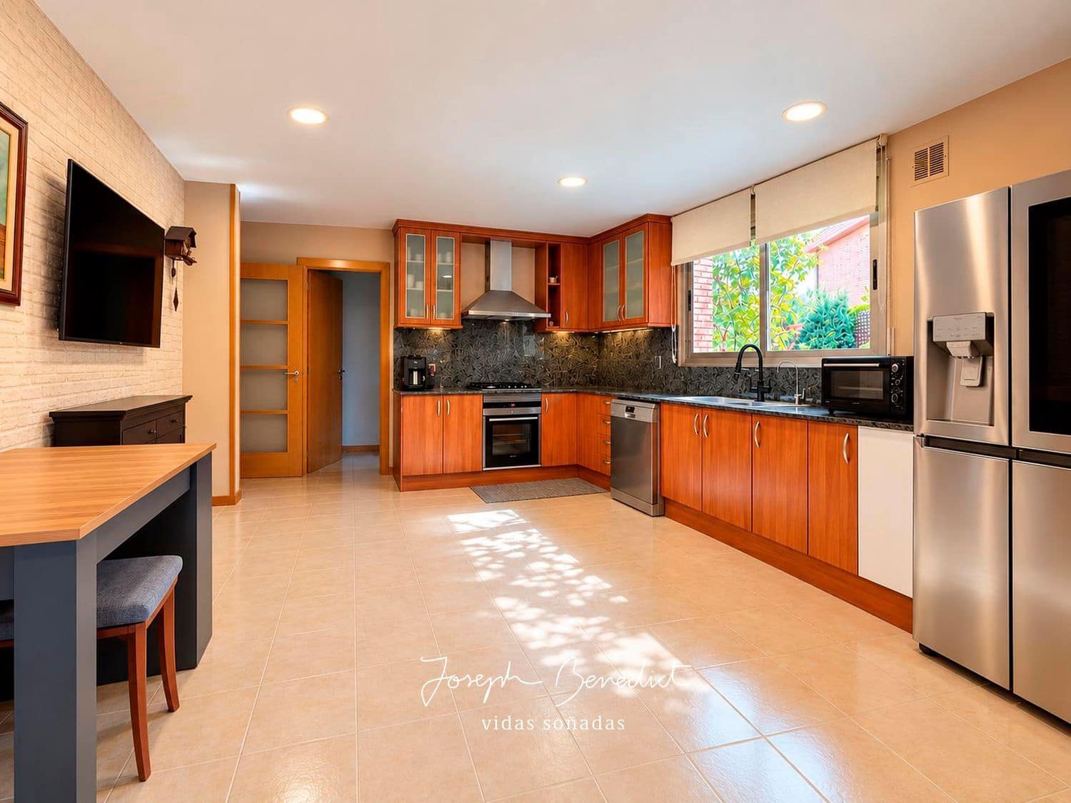 Chalet de 5 habitaciones en Corbera de Llobregat en venta con piscina garaje - 690.000 € (Ref: 10127598)