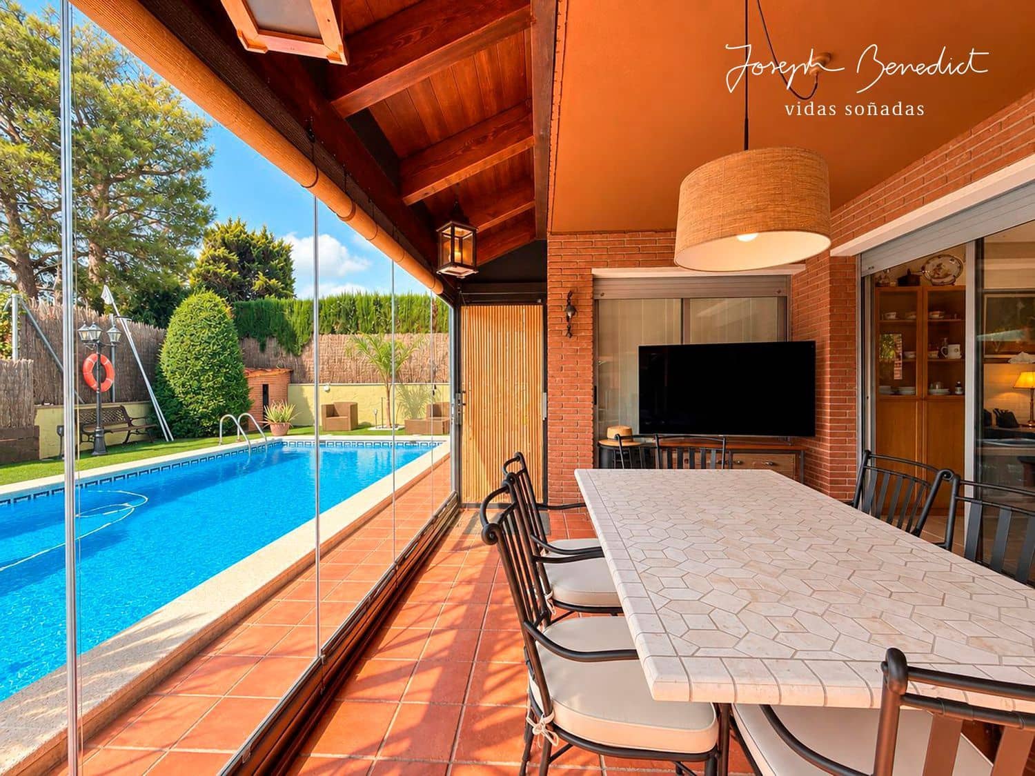 Chalet de 5 habitaciones en Corbera de Llobregat en venta con piscina garaje - 690.000 € (Ref: 10127598)
