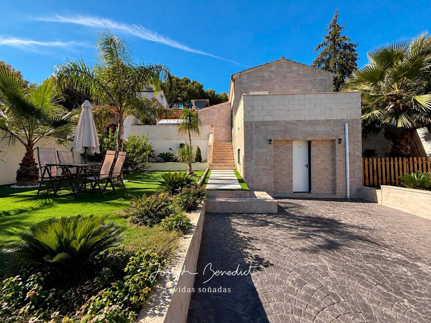 3 soveværelse Villa til salg i Piera med swimmingpool garage - € 390.000 (Ref: 10157136)