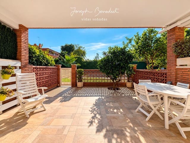 Casa de 6 habitaciones en Castelldefels en venta con piscina garaje - 1.195.000 € (Ref: 10164045)